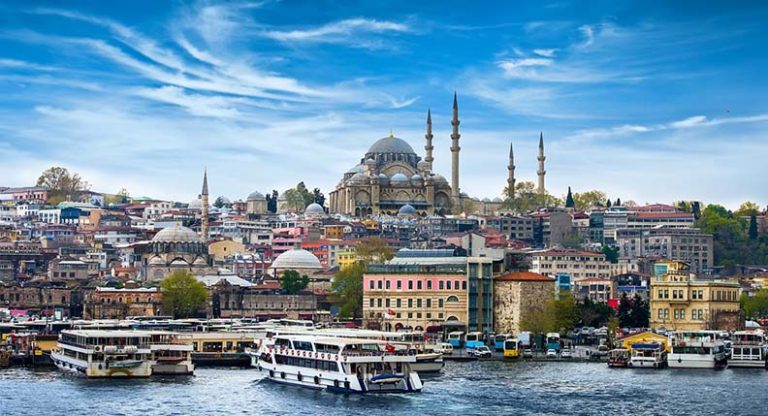 Exploring Istanbul: Tips for First-Time Travelers