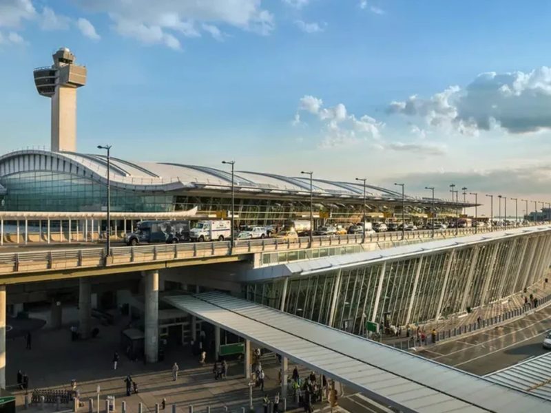 Yellowstone Airport Guide: Flight Tips