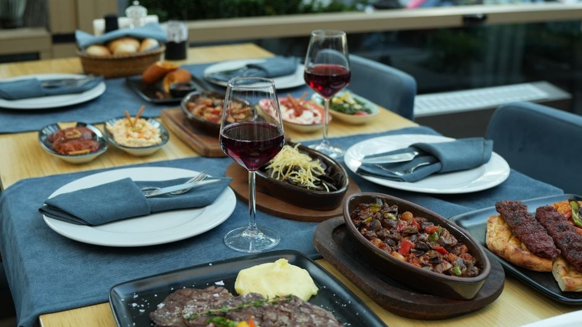 courtyard restaurant döner kebab shared wine bread