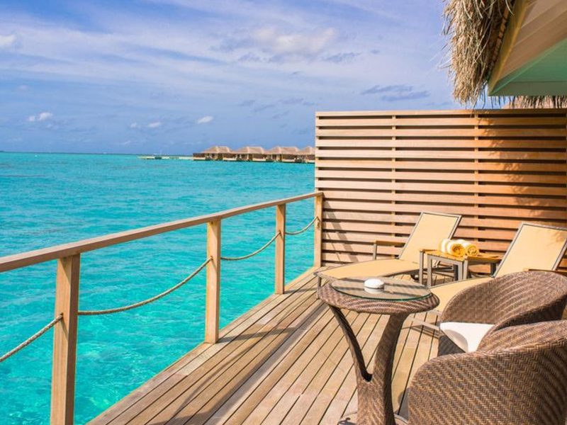 Discover Overwater Suites: World’s Best Views