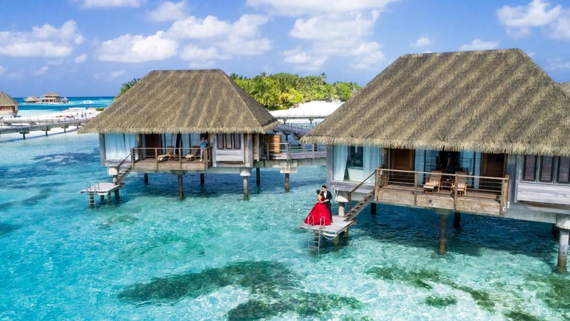 overwater bungalow deck swimwear quick-dry clothes